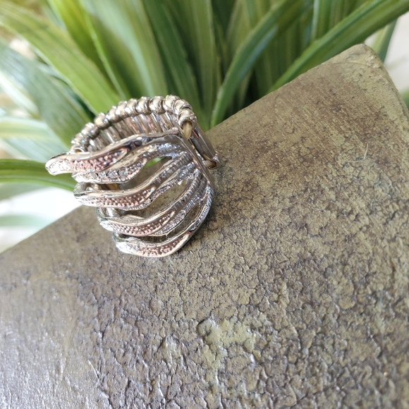 Silver Tone & Rhinestone Jewels Stretch Band Ring Stack Look 💥3 for $24💥 - Picture 12 of 14